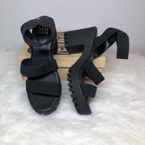 Steve Madden sandal/heel shoes. Size 11.